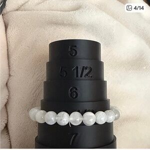 Elegant White Beaded Bracelet